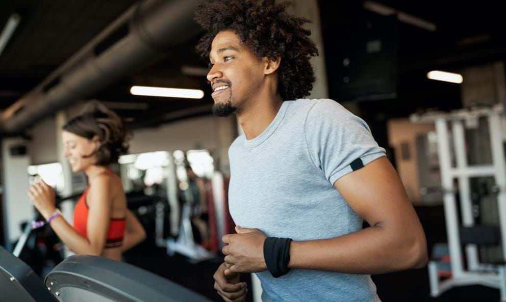 HIIT vs cardio classique: quel est le plus efficace pour brûler les graisses?
